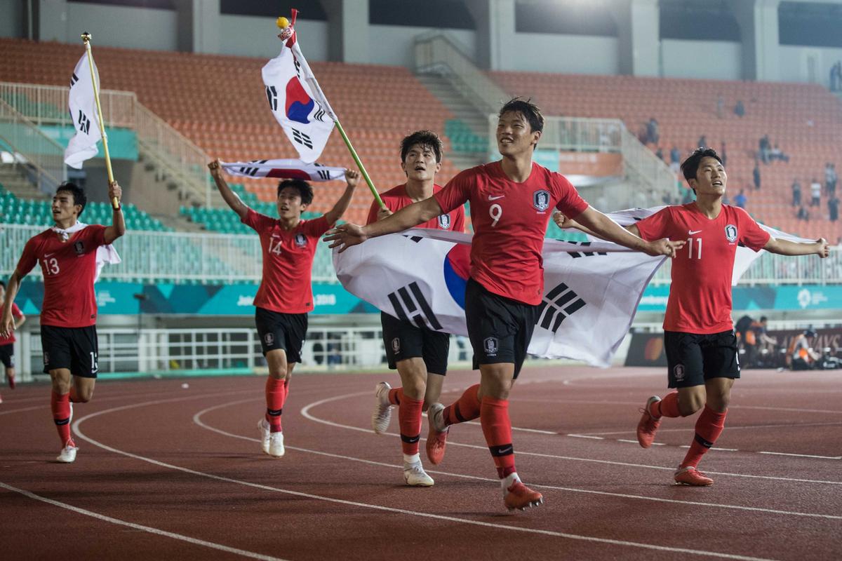韩国足球世界杯为何屡创亚洲奇迹？