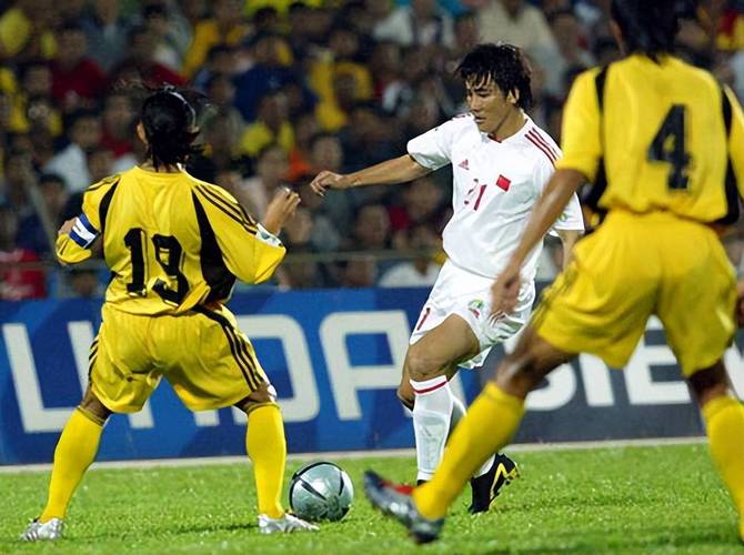2004年世界杯有哪些经典比赛和冠军归属？