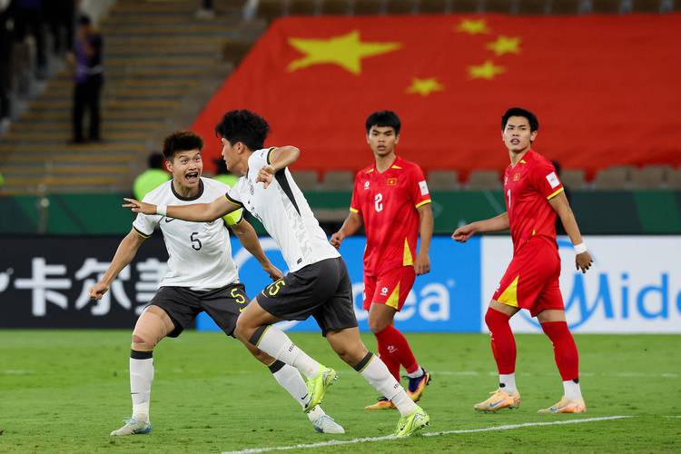中国第一次参加世界杯是哪一年?