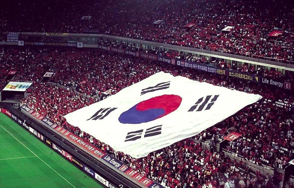 2002年世界杯韩国队晋级四强,是实力还是黑哨?